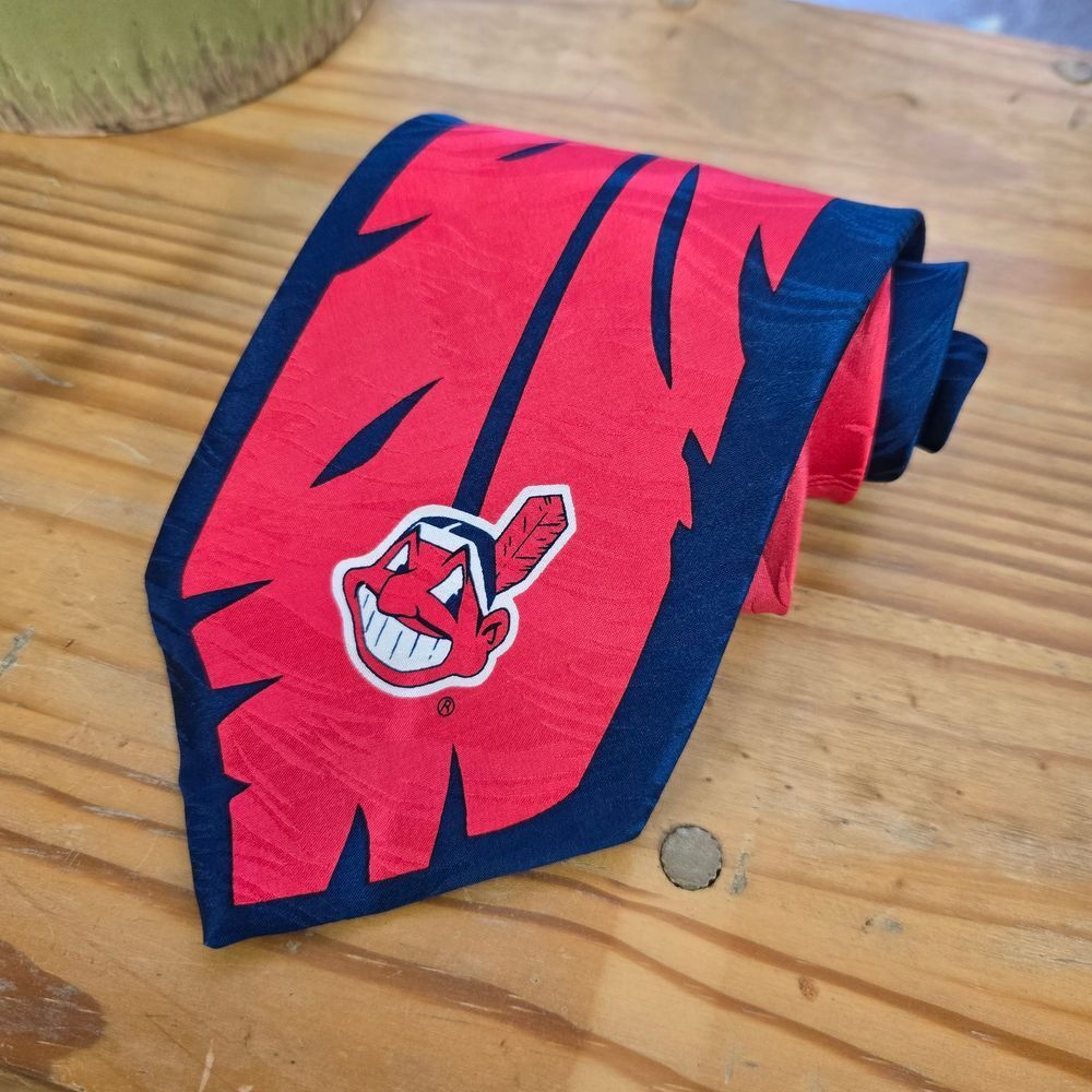 90s Cleveland Indians Silk Tie RM Sport Wahoo Feather Ralph Solonitz Nvy MLB VTG